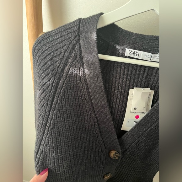 Zara fitted waist knit cardigan - Khaite style - Picture 7 of 12